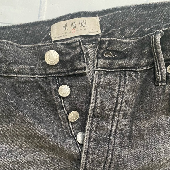 Free People We The Free Gray Faded Denim Cutoff Jean Shorts - Picture 4 of 8